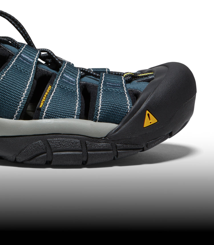 KEEN NEWPORT H2 TRIPLE BLACK 26.5㎝ Amazon.com | KEEN Men's Newport H2 Closed Toe Water Sandals