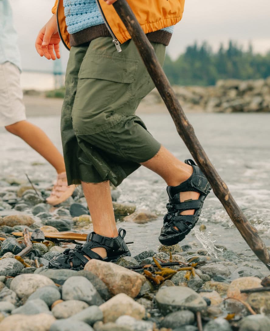 Big Kids' Seacamp II CNX | Naval Academy/Chartreuse | KEEN